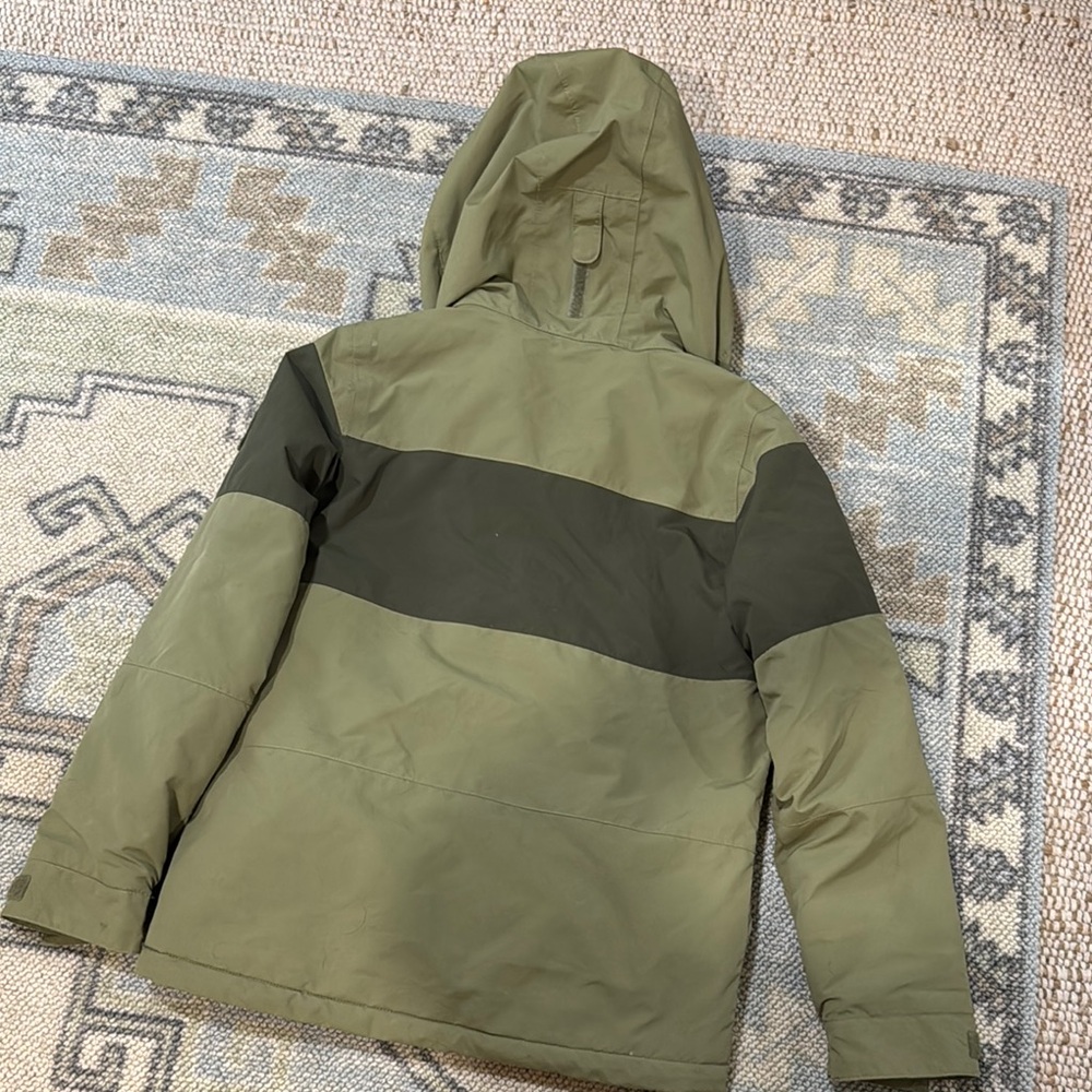 Burton boys’ ski jacket. Worn one season. - Picture 3 of 3